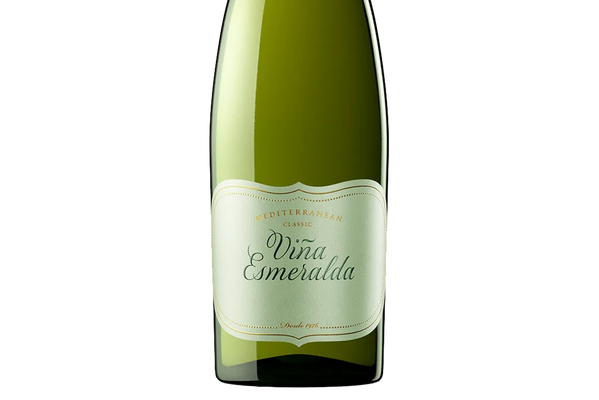 Torres Viña Esmeralda Moscatel Gewürztraminer 2017 (Spain) - Gewürztraminer - Black Market
