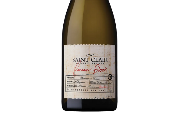 Saint Clair Pioneer Block 3 43 Degrees Marlborough Sauvignon Blanc 2022 - Sauvignon Blanc - Black Market