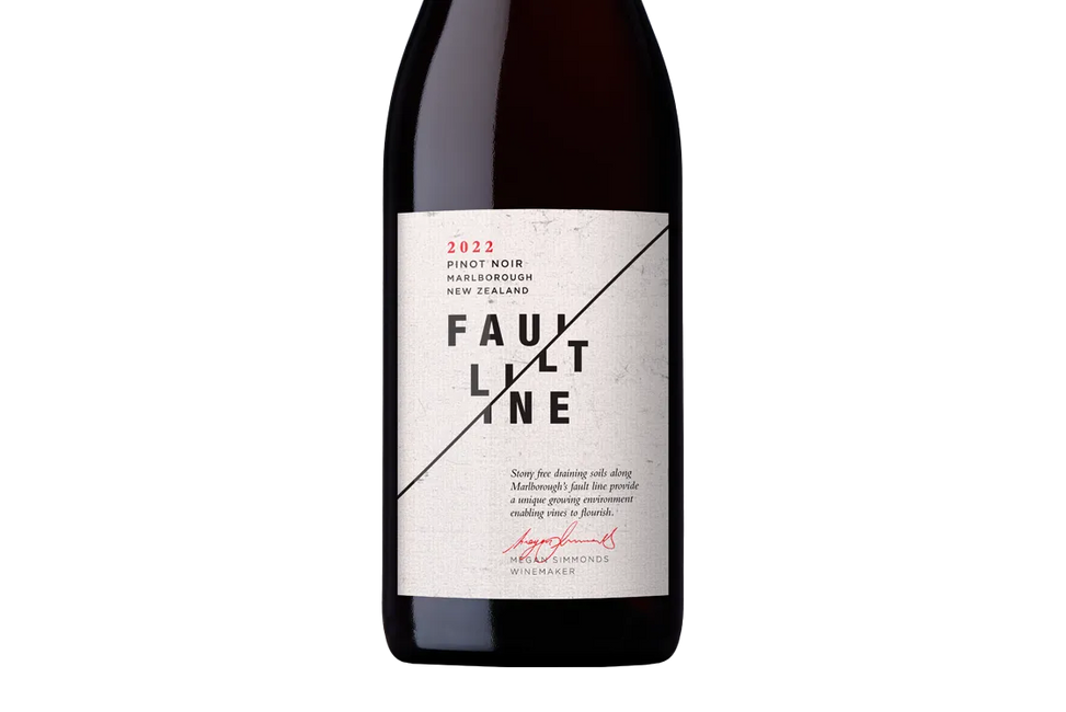 Faultline Marlborough Pinot Noir 2022 - Pinot Noir - Black Market